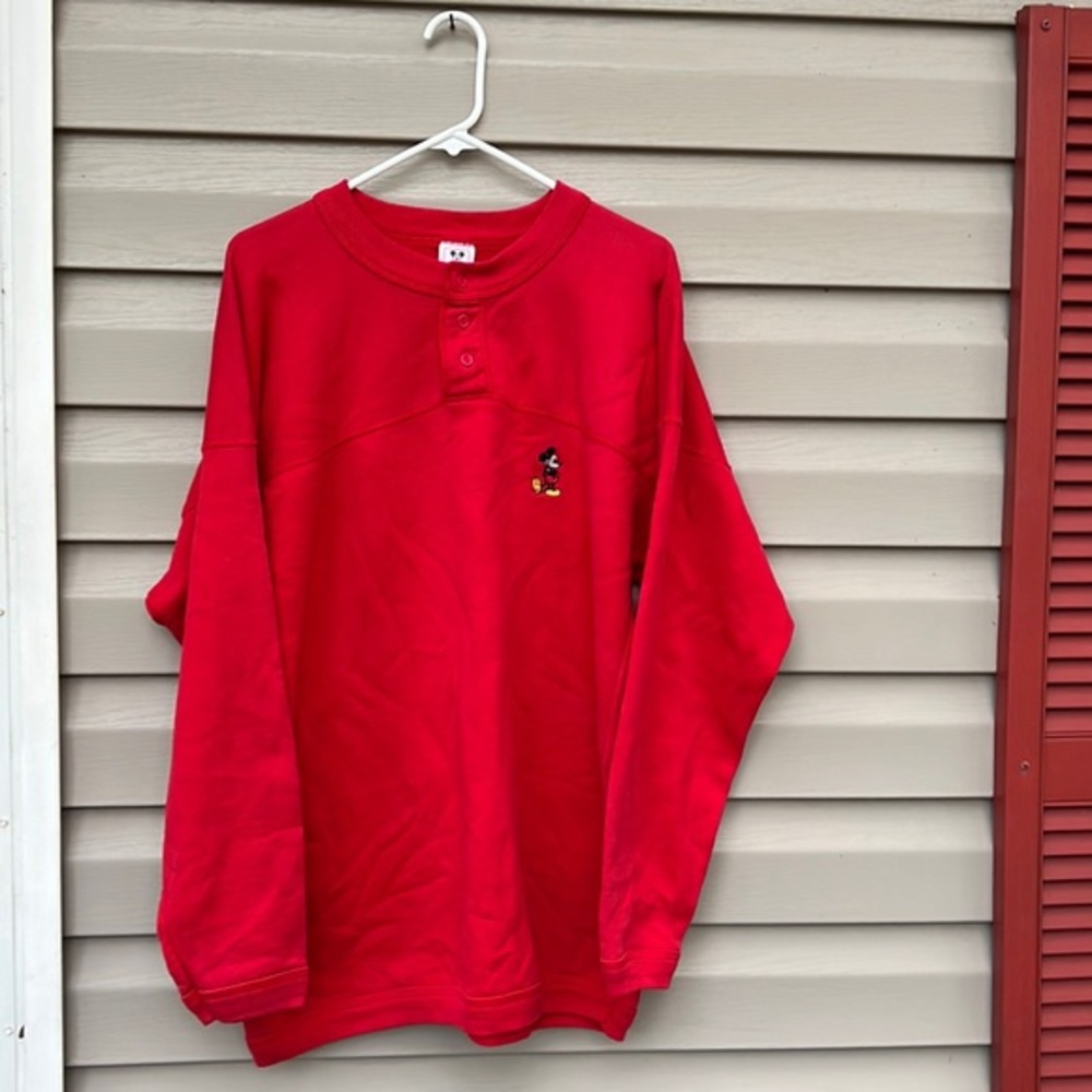 Disney Wear vintage, mens longsleeve henley sweatshirt